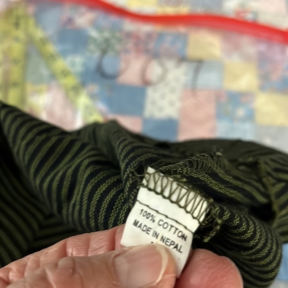 Avatar olive green long dress with black/ dark green underlay. Size S/M NWT - Picture 15 of 15